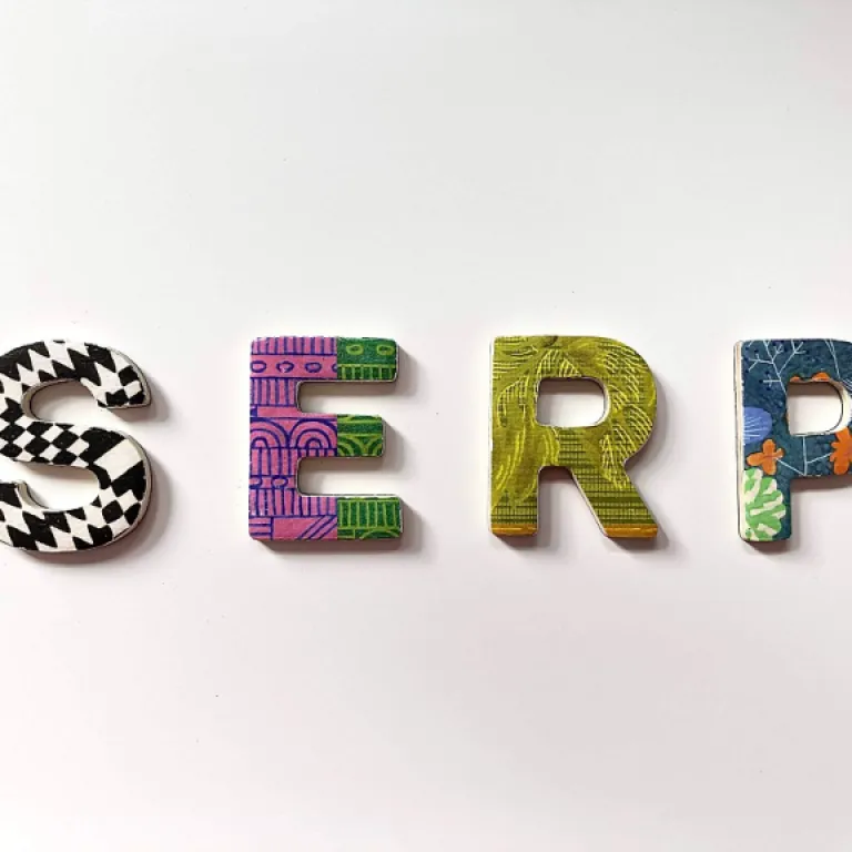 Comprendre la relation entre mise en réseau et entreprise en France